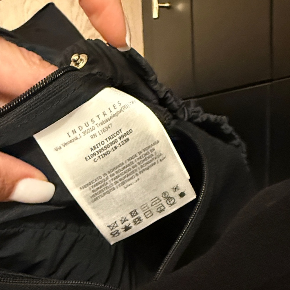 Moncler Black Midi Dress - Picture 6 of 7